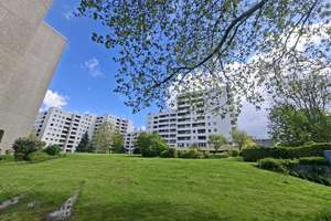 Frisch Sanierte ansprechende 2 Z-Wohnung mit großzügigen Balkon und Garage in Junkersdorf – Wiener Weg 14, 50858 Junkersdorf, Köln – Vorschaubild 36