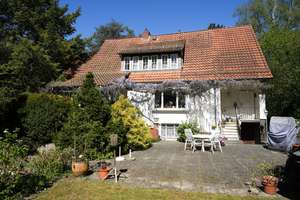 Charmantes Eigenheim mit fantastischem Grundstück – Die vollständige Adresse der Immobilie erhältst du vom Anbieter., 30657 Isernhagen-Süd, Hannover – Vorschaubild 6