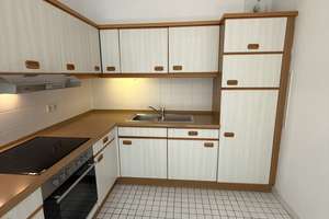 Hochwertig modernisierte 2,5-Zimmer-Wohnung mit Sonnenbalkon, Aufzug & Tiefgaragenstellplatz in Köln – Klingerstraße 29, 51143 Porz (Ortsteil), Köln – Vorschaubild 13