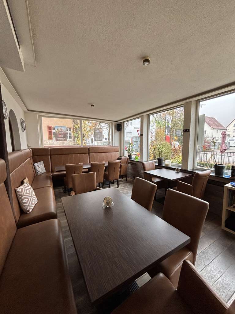 Immobilie in Blaubeuren - Wohnhaus mit Gastronomie und Biergarten zentral in Blaubeuren zu verkaufen - Bild 0