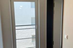 Top-Lage am Campus: Möbliertes Apartment mit Balkon im Herzen Augsburgs – Friedberger Str. 5, 86161 Wolfram-und Herrenbachviertel, Augsburg – Vorschaubild 9