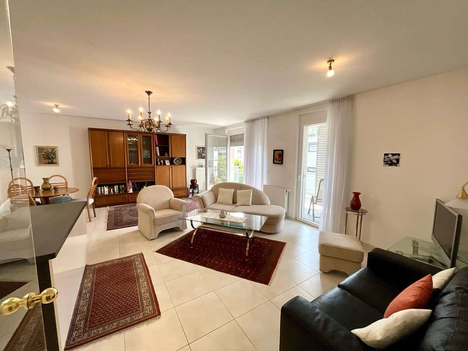 Wohn- und Essbereich mit offen