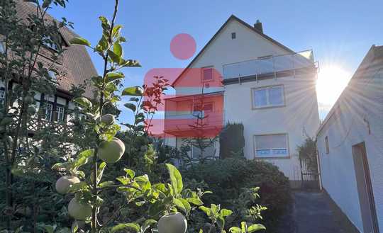 Dreiparteienhaus in bevorzugter Lage von Neustadt-Hambacher Höhe