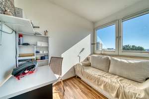 Property thumbnail 12