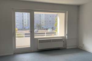 Helles Zimmer mit Balkon innerhalb einer 3er-WG // 2.OG links, Zimmer 0148 – Halberstädter Str. 24, 38444 Westhagen, Wolfsburg – Vorschaubild 2