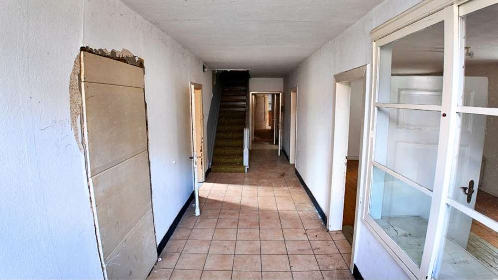 Vielseitiges Wohnhaus mit Ausbaureserve – attraktiv für Investoren oder große Familien, Höxter Kreis – Bild 4