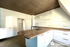 Altbauflair mit 4 Zimmern