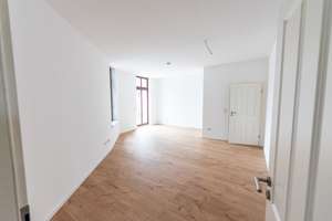 Flexible 4-Zimmerwohnung mit Balkon, Fußbodenheizung, Gäste- WC, Badezimmer mit Wanne und Dusche