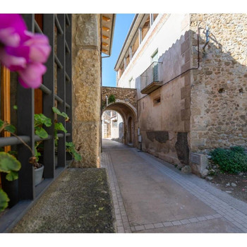 Masia zum Verkauf in Esponellà