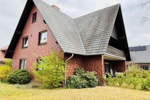 Solide Kapitalanlage in Dinklage!
Zweifamilienhaus in zentrumsnaher Lage  – Die vollständige Adresse der Immobilie erhältst du vom Anbieter., 49413 Dinklage – Vorschaubild 3