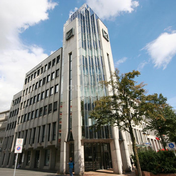 Zentralität pur! Büro- und Praxisräume mieten!