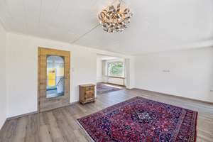 Einfamilienhaus in bevorzugter Lage von Weißdorf – Die vollständige Adresse der Immobilie erhältst du vom Anbieter., 95237 Weißdorf – Vorschaubild 3