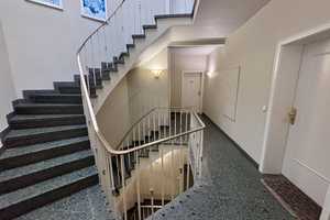 Helle 2-Zimmerwohnung mit Einbauküche in gepflegtem Mehrfamilienhaus – Düsseldorf – Vorschaubild 8