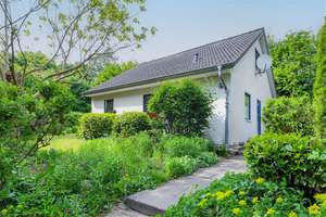 Neuwertiges, energiesparendes EFH in Sackgassenlage – Die vollständige Adresse der Immobilie erhältst du vom Anbieter., 22145 Stapelfeld – Vorschaubild 1
