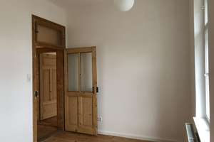 Charmante Altbauwohnung mit hohen Decken und viel Tageslicht zentral in Neuhausen – Blutenburgstraße 49, 80636 Sankt Vinzenz, München – Vorschaubild 8