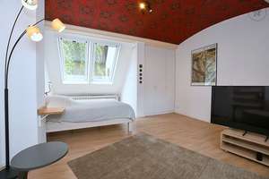Renovierte und modern möblierte Maisonettewohnung in toller Lage in Stuttgart Möhringen – Die vollständige Adresse der Immobilie erhältst du vom Anbieter., 70567 Möhringen-Ost, Stuttgart – Vorschaubild 2