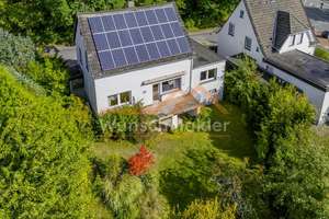 Handwerker aufgepasst: Charmantes Einfamilienhaus in beliebter Lage – Die vollständige Adresse der Immobilie erhältst du vom Anbieter., 58706 Menden (Sauerland) – Vorschaubild 3
