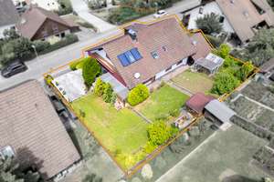 Charmantes Mehrfamilienhaus in idyllischer Lage mit großem Garten in Kandern – Die vollständige Adresse der Immobilie erhältst du vom Anbieter., 79400 Kandern – Vorschaubild 3