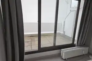Neu renovierte und möblierte Wohnung mit Dachterrasse – Amalienstraße 49, 80799 München – Vorschaubild 5