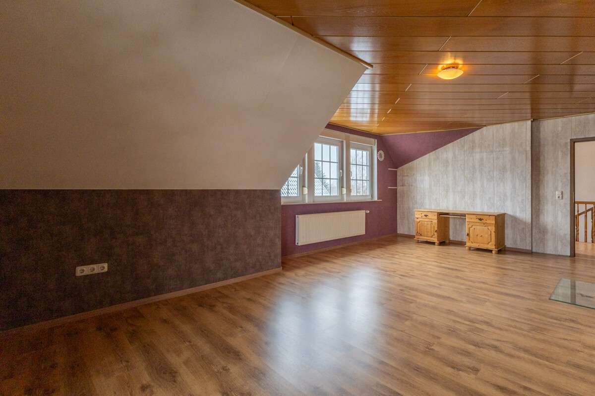 Immobilie in Großefehn - Großzügiges Einfamilienhaus mit Garage und unverbautem Blick - Bild 6