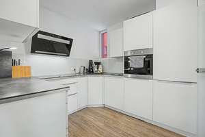 Wohnen an der Friedrichsau – stilvolle Maisonettewohnung in einer der begehrtesten Lagen Ulms – Die vollständige Adresse der Immobilie erhältst du vom Anbieter., 89073 Oststadt, Ulm – Vorschaubild 4