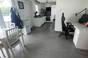 Exklusive 1-Zimmer-EG-Wohnung mit Terasse und Einbauküche in Stuttgart – Die vollständige Adresse der Immobilie erhältst du vom Anbieter., 70599 Plieningen (Ortsteil), Stuttgart – Vorschaubild 2
