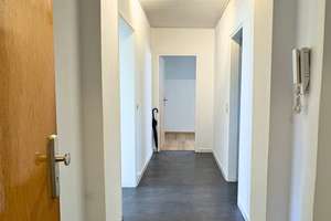 3-Zimmer-Erdgeschosswohnung mit Balkon und Gestaltungspotenzial in ruhiger Lage. – Die vollständige Adresse der Immobilie erhältst du vom Anbieter., 38226 Lebenstedt, Salzgitter – Vorschaubild 2