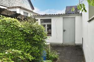Sonniges Wohnen: charmantes EFH, 6 Zimmer, Einliegerwohnung möglich, großer Garten, Garage – Die vollständige Adresse der Immobilie erhältst du vom Anbieter., 40591 Wersten, Düsseldorf – Vorschaubild 10