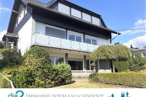 Modernisiertes Haus mit Balkon, Garage, Garten und Weitblick!