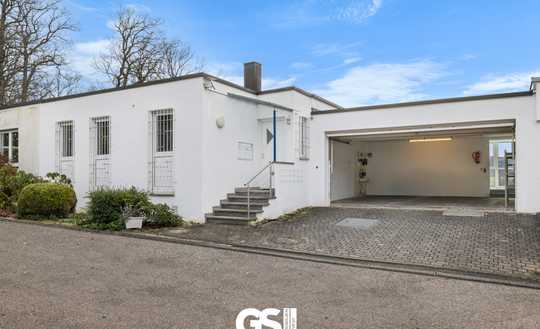 GEEHRTE MAKLER/INNEN AUFGEPASST! GROSSZÜGIGES, HELLES WOHNHAUS, FERNBLICK IN EXPONIERTER HANGLAGE