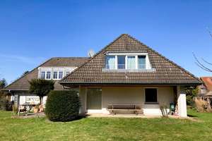 Großes Wohnhaus mit Garage und parkähnlichem Garten – Die vollständige Adresse der Immobilie erhältst du vom Anbieter., 23758 Oldenburg in Holstein – Vorschaubild 6