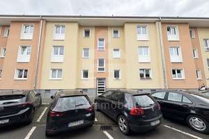 Wohnen auf zwei Ebenen – 4-Zimmer-Maisonettewohnung mit sonnigem Balkon. – Die vollständige Adresse der Immobilie erhältst du vom Anbieter., 51103 Höhenberg, Köln – Vorschaubild 1