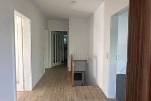 großzügiger Bungalow, 4-Zi. inkl. Gartenmitnutzung, Einbauküche / 4 Jahre befristet / WG geeignet – Argelsriederstraße 65, 81475 Fürstenried-West, München – Vorschaubild 6