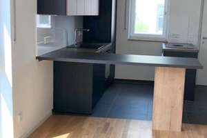 Frei, neuwertig, mit vielen Extras: Chices Reihenendhaus, unterkellert, mit 2 TG-Stellplätzen, etc. – Die vollständige Adresse der Immobilie erhältst du vom Anbieter., 93055 Brandlberg-Keilberg, Regensburg – Vorschaubild 3