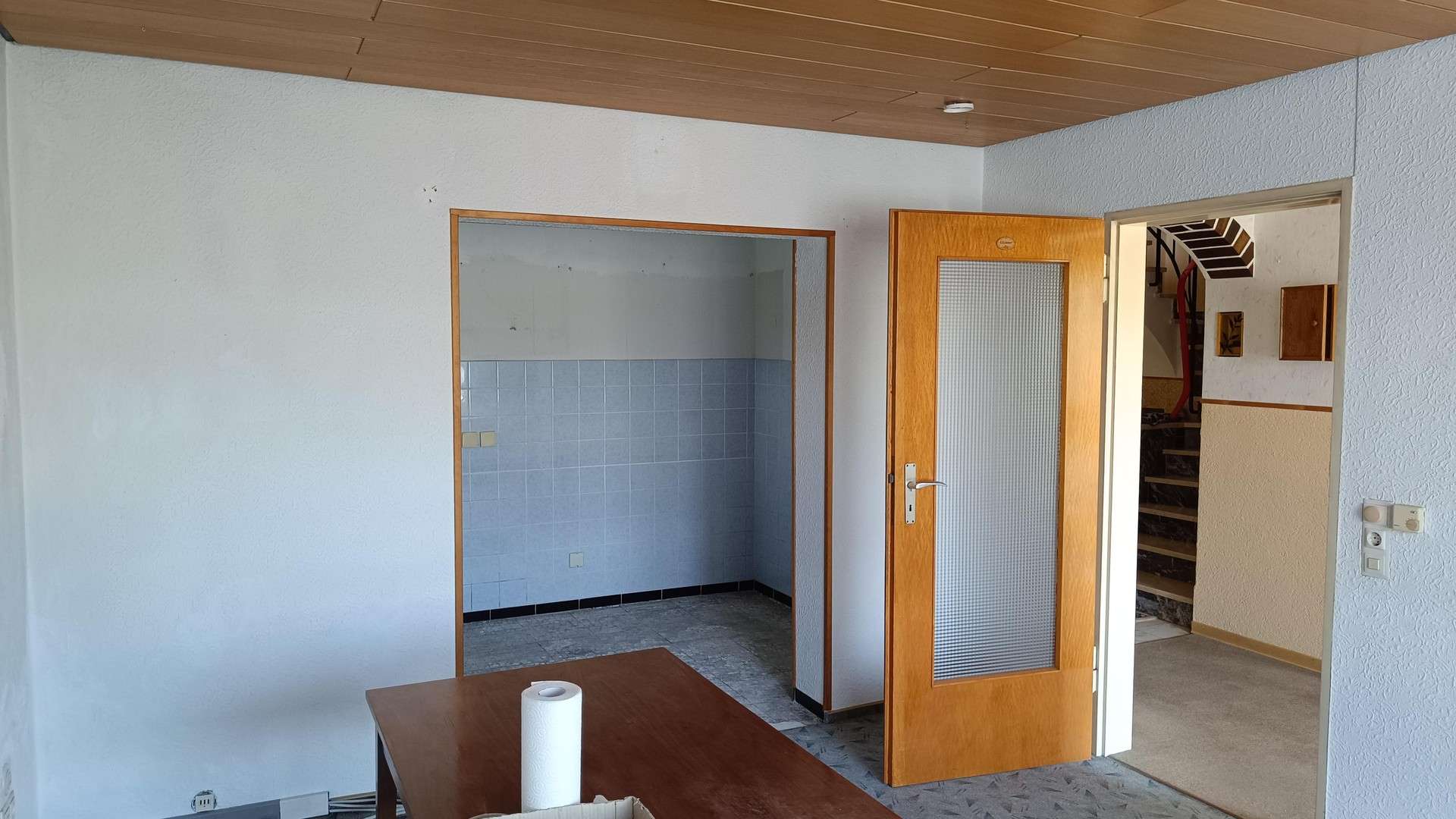 Immobilie in Retzstadt - Einfamilienhaus in ruhiger Lage, mit traumhaftem Ausblick und viel Entwicklungspotenzial - Bild 9