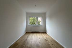 Erstbezug nach Modernisierung, Helle 3 Zimmer Wohnung mit großer Loggia und neuer Einbauküche – Die vollständige Adresse der Immobilie erhältst du vom Anbieter., 70190 Stöckach, Stuttgart – Vorschaubild 4