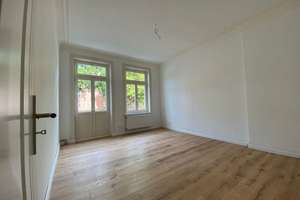 Stilvolle 3-Zimmer-Altbau-Wohnung mit eigenem Garten in Bahrenfeld, Hamburg – Bahrenfelder Chaussee 9, 22761 Bahrenfeld, Hamburg – Vorschaubild 7
