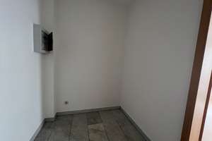 Kleine Single-Bude mit Balkon – Bernsdorfer Straße 186b, 9126 Bernsdorf, Chemnitz – Vorschaubild 5