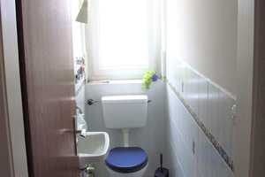 Modernisierte, helle, familienfreundliche, 5-Zimmer-Wohnung mit Terrasse, Balkonen und EBK – Stuttgart – Vorschaubild 9