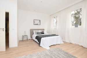 Wunderschönes, großes 3-Familienhaus mit 2 großen Wohnungen + Einliegerwohnung. – Hannover (Kreis) – Vorschaubild 19