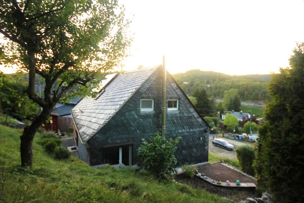 Immobilie in Bad Lobenstein - Kuschelnest am Saalestrand - EFH in Saaldorf am größten Stausee Deutschlands! - Bild 3