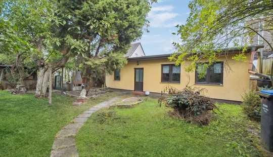 Bild von Großes Grundstück mit 2 Bungalows in der Nähe des Mittellandkanals in Haldensleben