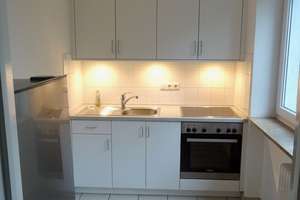 1-Zimmer-Wohnung mit Balkon in Milbertshofen – Illungshofstr. 19, 80807 Milbertshofen, München – Vorschaubild 3
