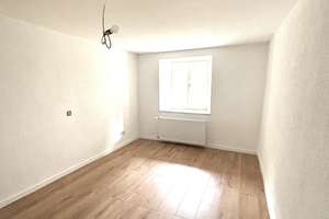 Modernisierte DHH inkl. 196m² Wohnfl., Garage, Balkon, Terrasse uvm. – Tillostraße 22, 79848 Bonndorf im Schwarzwald – Vorschaubild 15