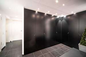 Exklusives Wohnerlebnis: Stilvolle 4-Zimmer-Wohnung mit privatem Aufzug und luxuriöser Ausstattung – Die vollständige Adresse der Immobilie erhältst du vom Anbieter., 81479 Solln, München – Vorschaubild 32