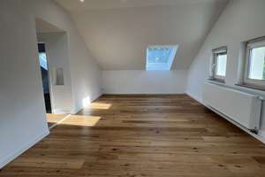Charmante Dachgeschosswohnung mit Ausblick – Freibergstraße 74, 70376 Münster, Stuttgart – Vorschaubild 12