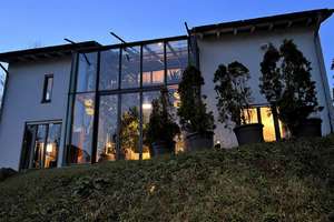 Extravagante, individuelle Architektenvilla mit separater ELW in exponierter Panoramawohnlage – Die vollständige Adresse der Immobilie erhältst du vom Anbieter., 76227 Durlach, Karlsruhe – Vorschaubild 1