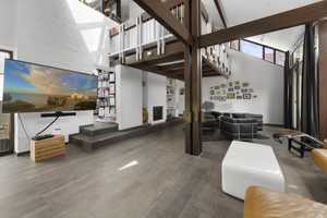 Top-Villenanwesen mit Pool & Park-Grundstück! Garden-Lounge-House! 4 Bäder! 2 Doppel-Garagen! – Duisburg – Vorschaubild 4