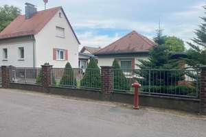 EFH für die kleine Familie mit Garage, Wintergarten und Nebengebäude  – Die vollständige Adresse der Immobilie erhältst du vom Anbieter., 4509 Delitzsch – Vorschaubild 2