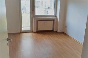 Gut geschnittene 4-Zimmer Wohnung mit 2 Balkonen in Köln Altstadt & Neustadt-Süd – Die vollständige Adresse der Immobilie erhältst du vom Anbieter., 50676 Altstadt/Süd, Köln – Vorschaubild 16